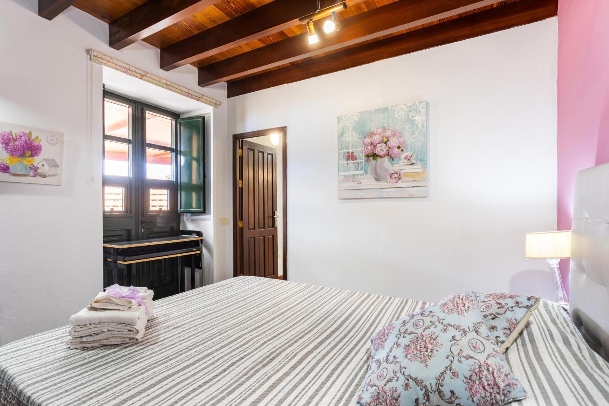 Cozy Rustic House & Terrace, El Pinar Hébergement de vacances Taibique