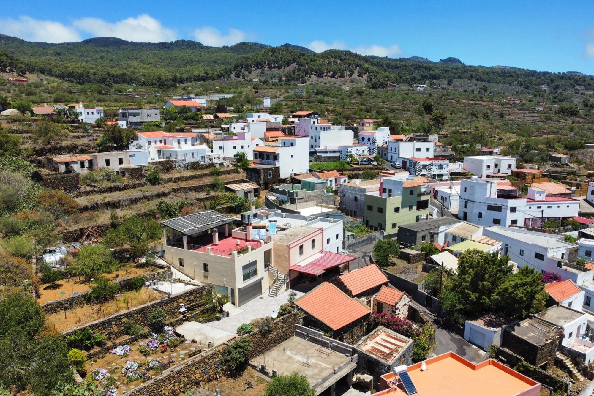 Cozy Rustic House & Terrace, El Pinar Taibique